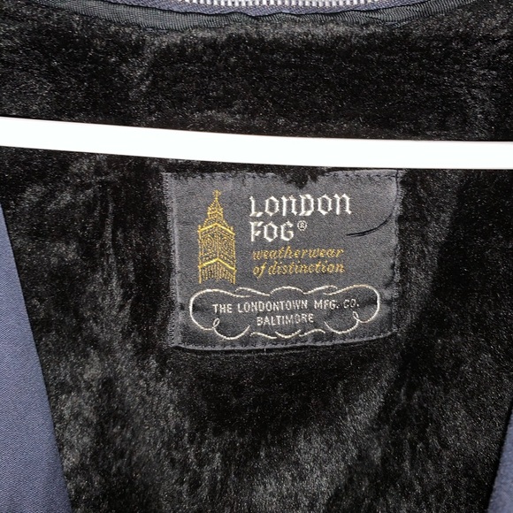 Coat - Picture 2 of 2